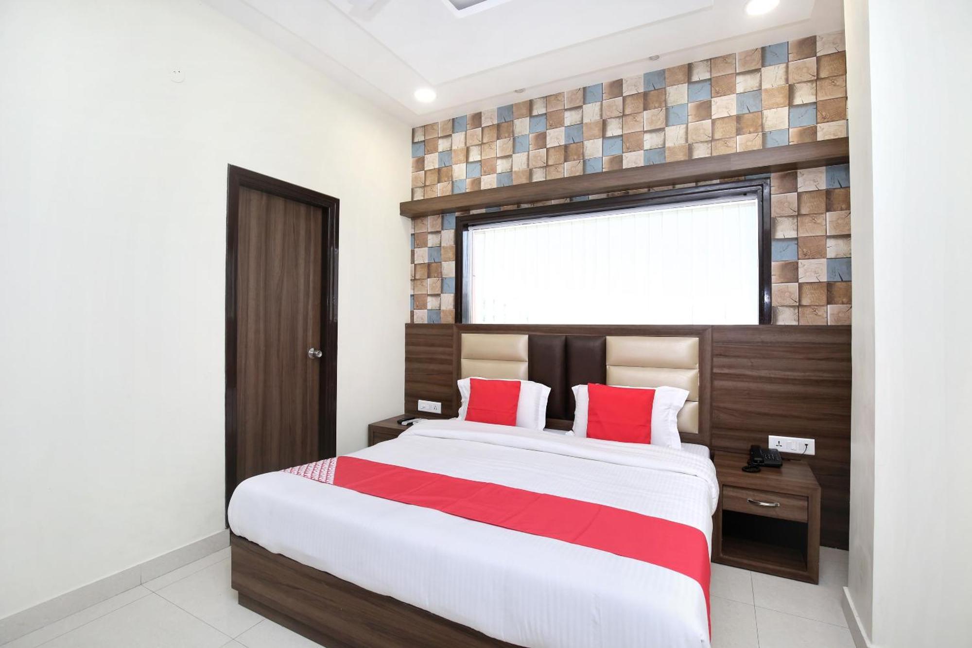 Oyo 17307 Hotel Kings Amritsar Ngoại thất bức ảnh