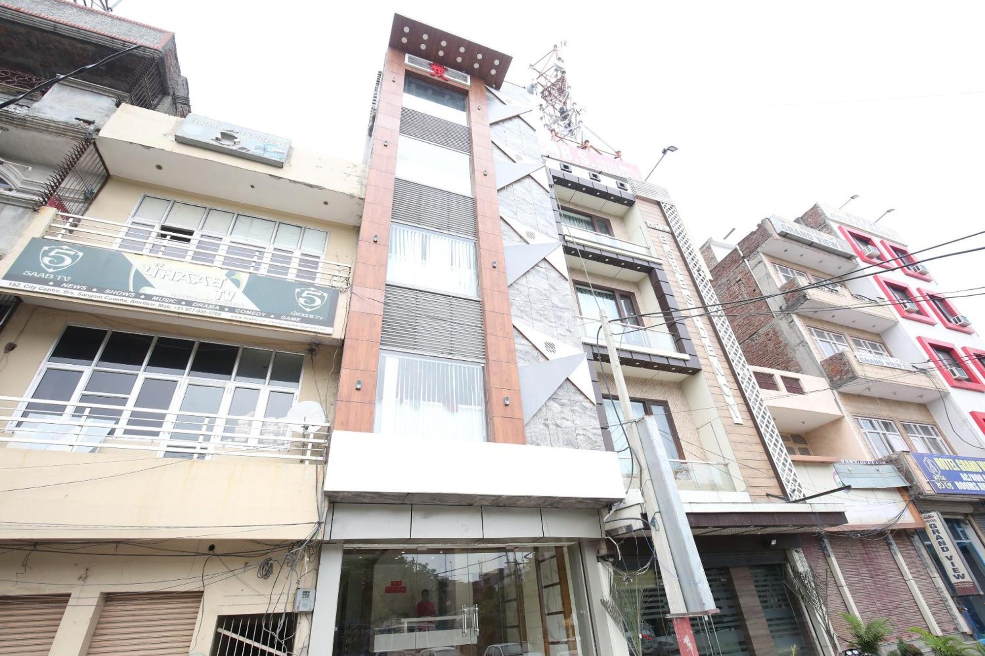 Oyo 17307 Hotel Kings Amritsar Ngoại thất bức ảnh