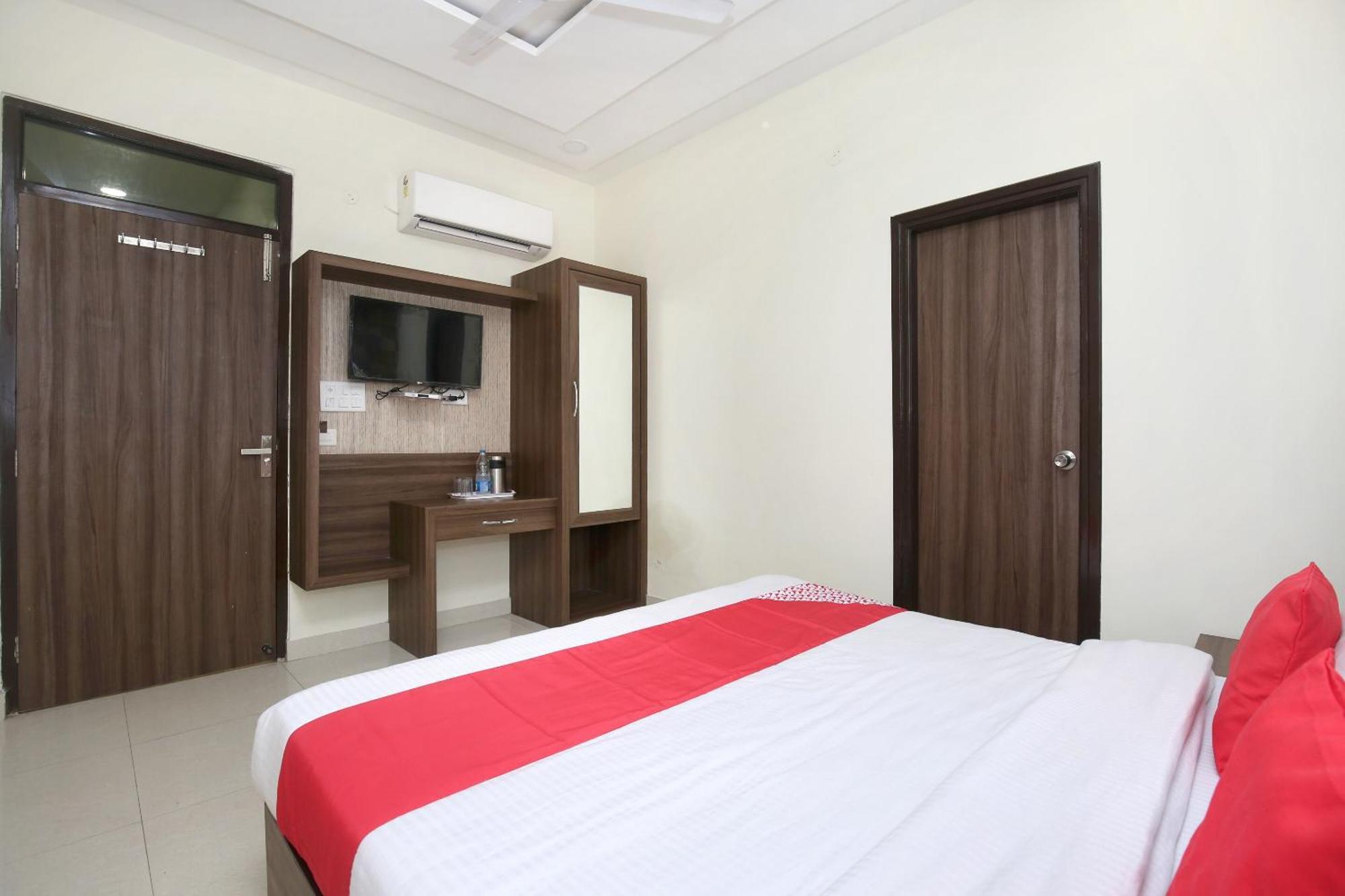 Oyo 17307 Hotel Kings Amritsar Ngoại thất bức ảnh